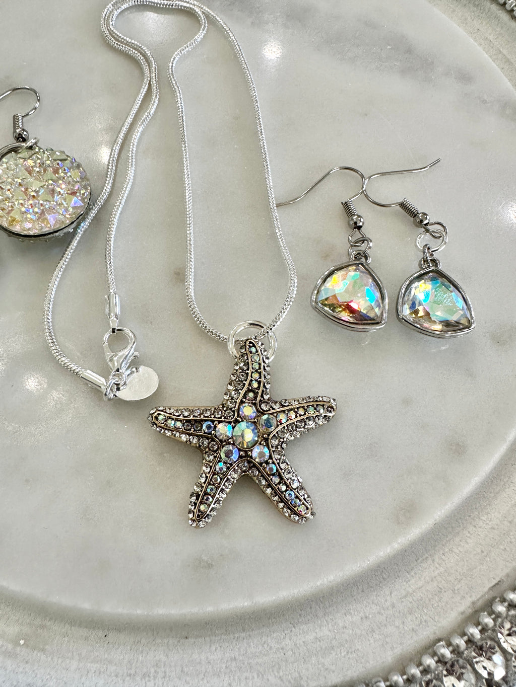 A Beautiful Starfish Pendent Necklace w/ Two Earring Selections