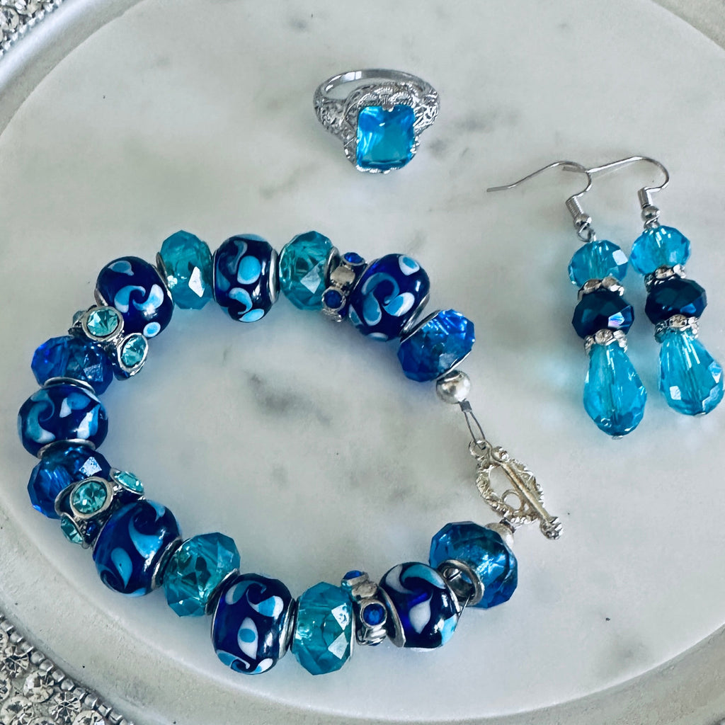 Stunning Multi-Colored Turquoise Glass Beaded Bracelet, Beaded Earrings & Matching Ring (Clearance)