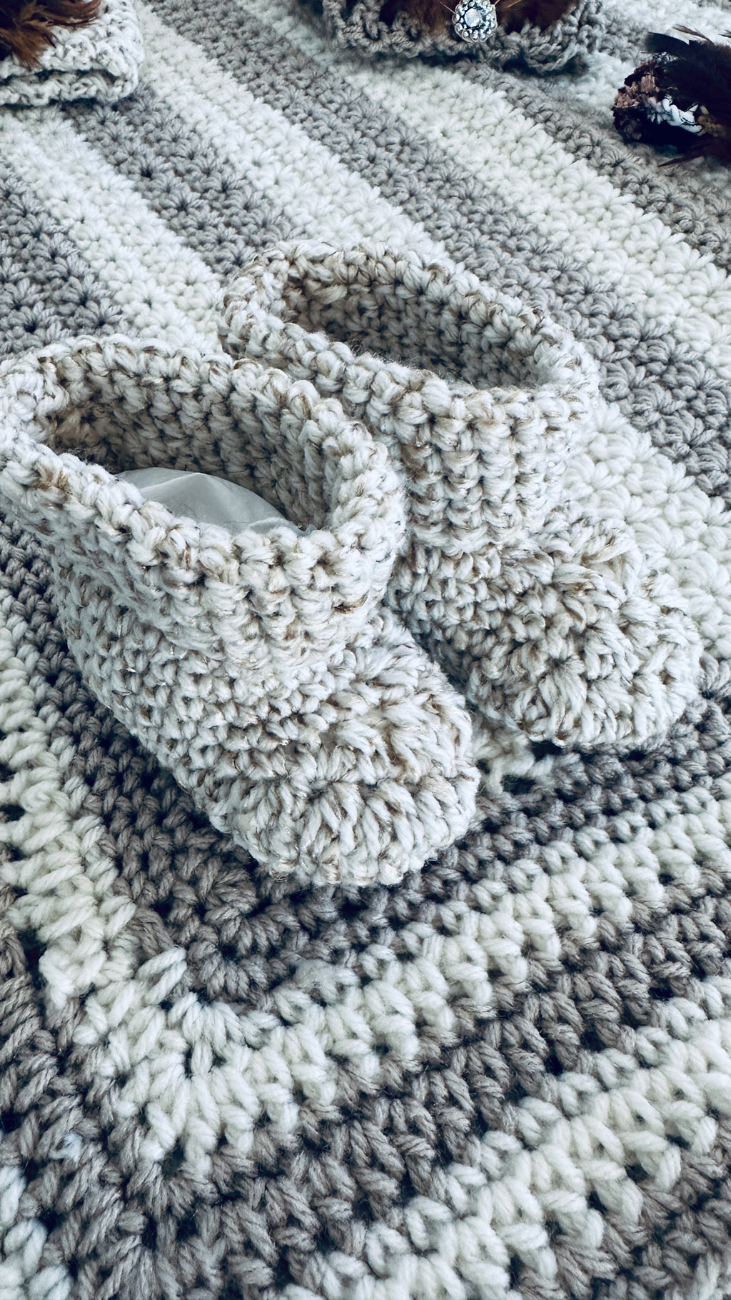 Lenny the Lion Baby Afghan Set