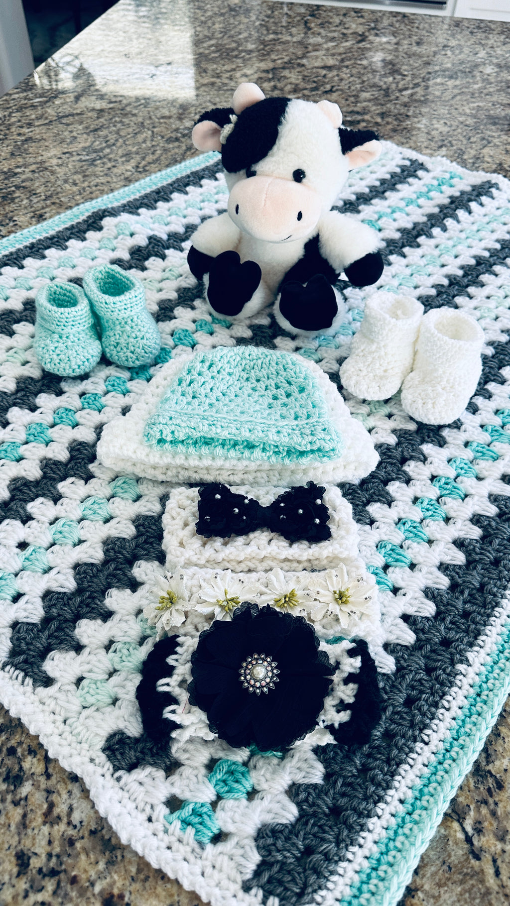 Little Moo Baby Afghan Set