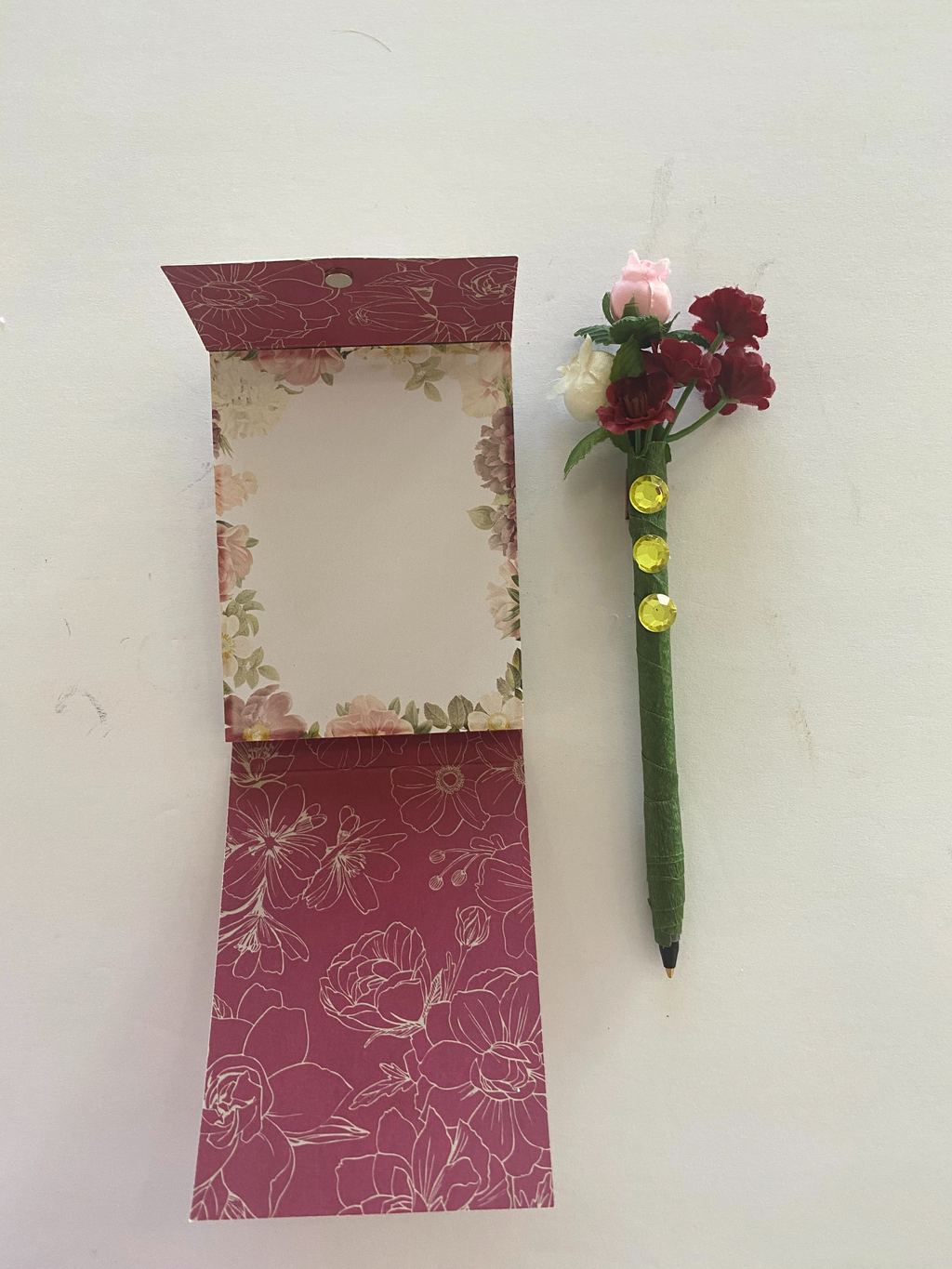 Faith, Hope, Love Notepad W/Magnetic Pen
