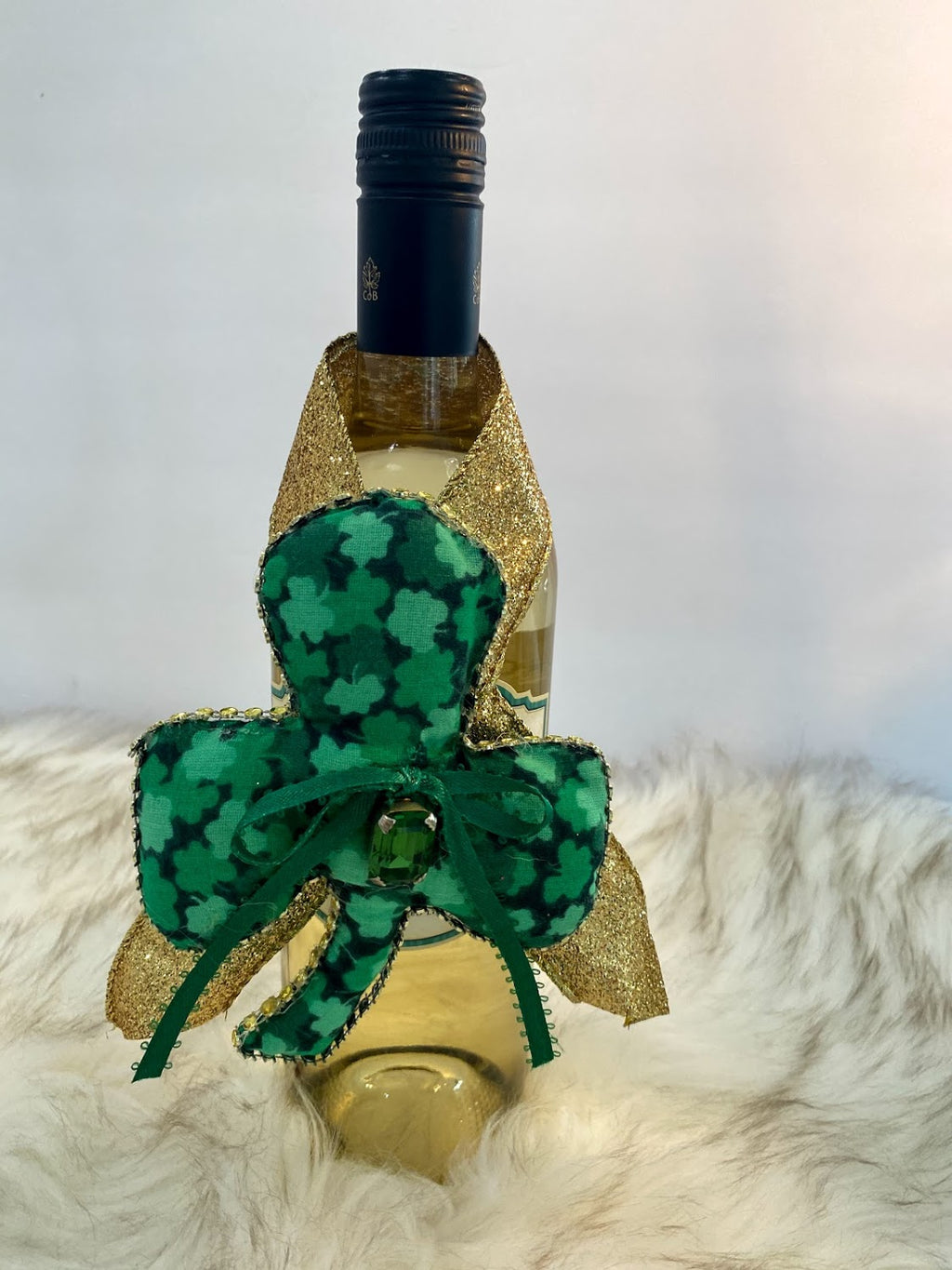 St. Patricks Day Shamrock Drink Sash or Gift Embellishment