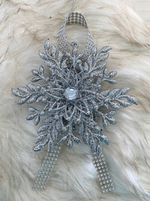 3-D Silver Snowflake Drink Sash & Gift Embellishment