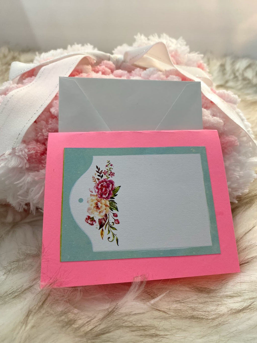 Specialty Yarn Pink Cloud Gift Bag W/Button