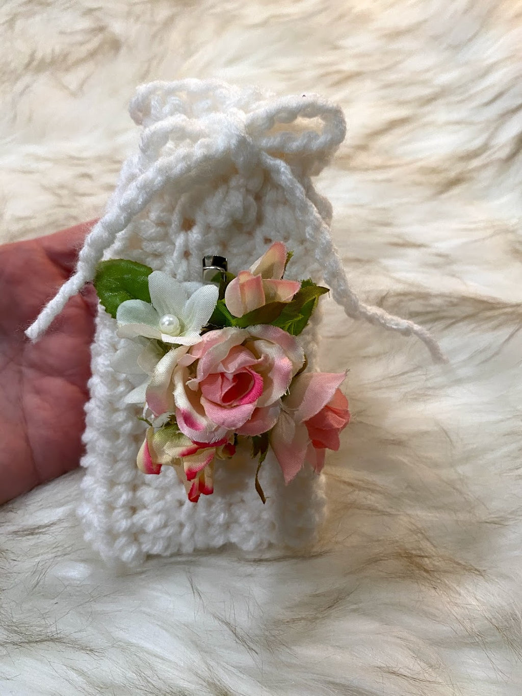 Small White Gift Bag w/Detachable Pink Rose Embellishment