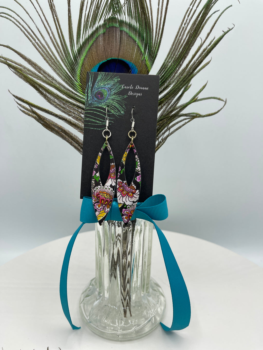 Sleek Oval Metal Black & Floral Earrings
