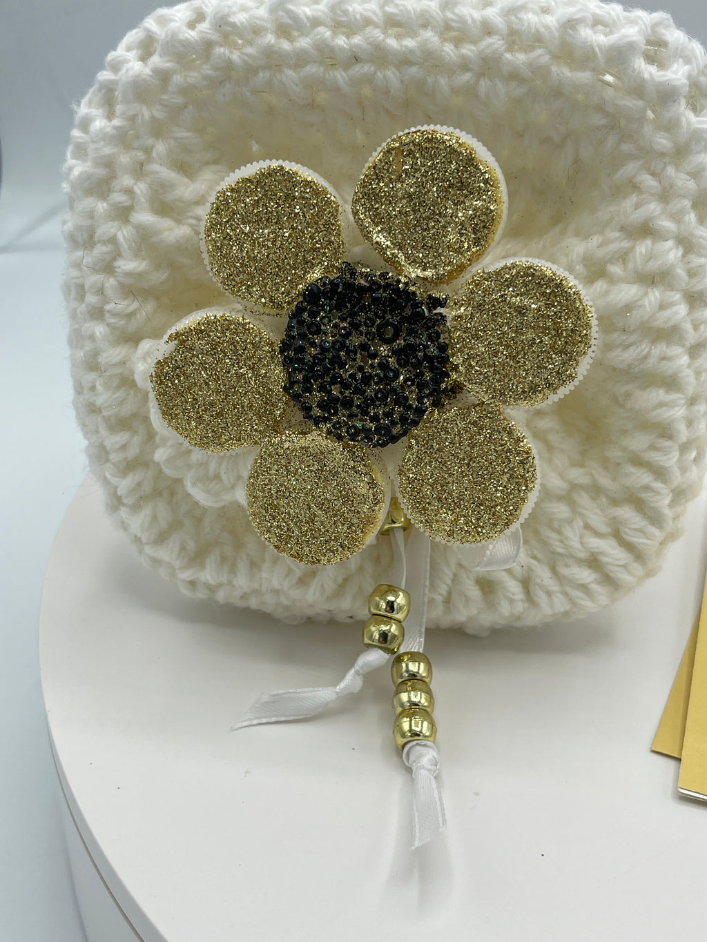 White Gift Bag w/Glitter Floral Embellishment