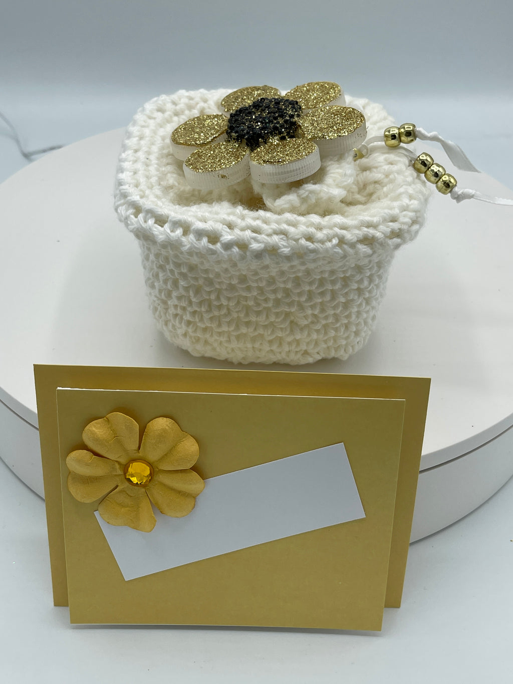 White Gift Bag w/Glitter Floral Embellishment