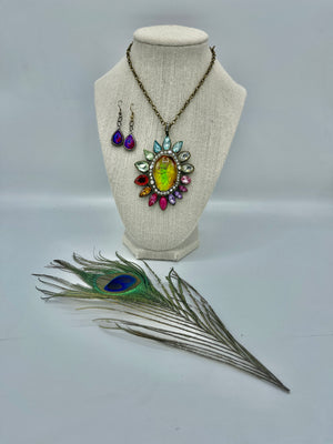 Rhinestone Medallion Necklace w/ Matching Hypoallergenic Earrings