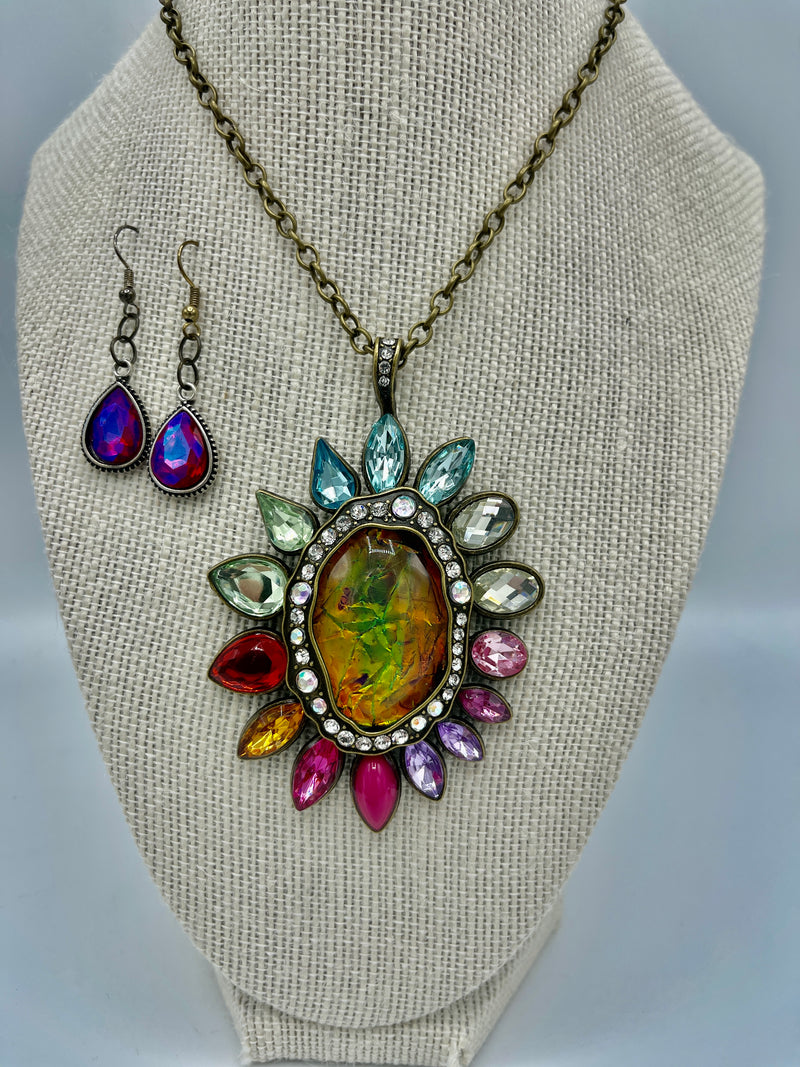 Rhinestone Medallion Necklace w/ Matching Hypoallergenic Earrings