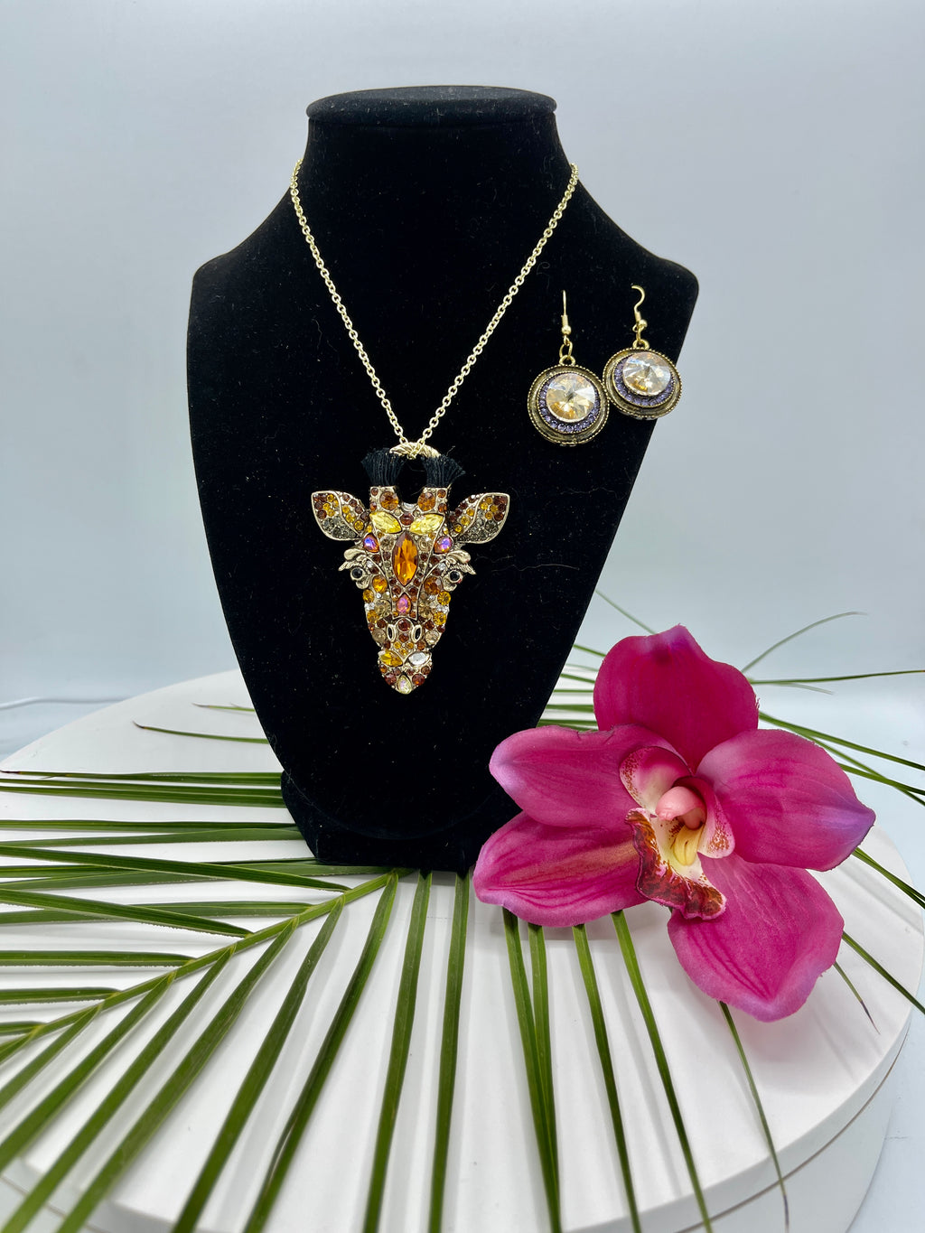 Giraffe Pendant & Earrings (Clearance)