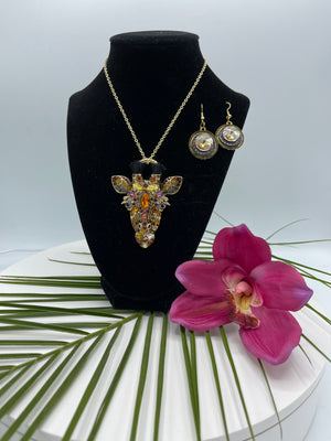 Giraffe Pendant & Earrings (Clearance)