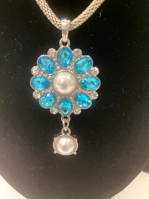 Round Silver Turquoise Rhinestone Pendent & Tear Drop Earrings (Clearance)