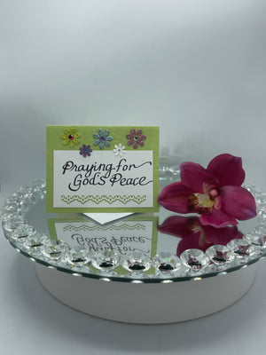 Green Floral "Praying for God's Peace Card."
