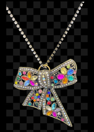 Stunning Rhinestone Pendent on Silver Rhinestone Chain w/ Earrings (Clearance)