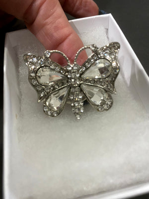Silver Rhinestone Butterfly Thumb Ring