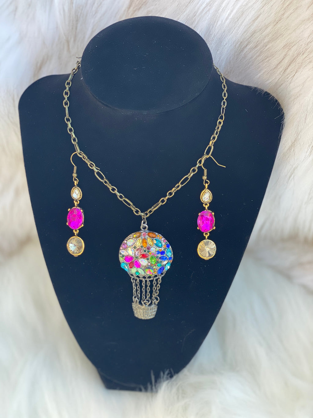 Multi-Colored Hot Air Balloon Pendent & Matching Earrings