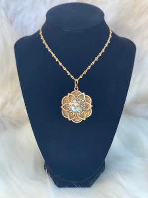 Gold Heart Scroll Pendent & Gold Scroll Earrings