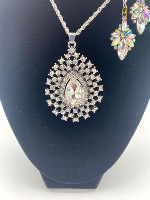 Silver Rhinestone Pendent & Matching Earrings