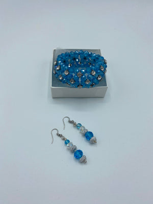 Turquoise Beaded Rhinestone Bracelet w/ Matching Earrings
