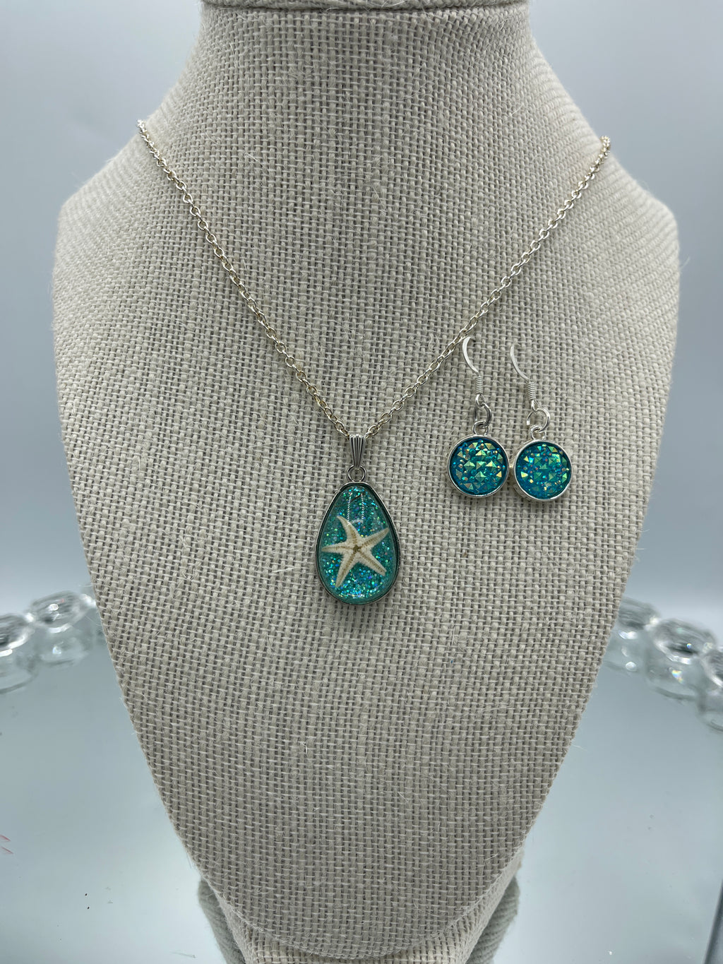Turquoise Glitter & Starfish Pendent w/ Matching Earrings