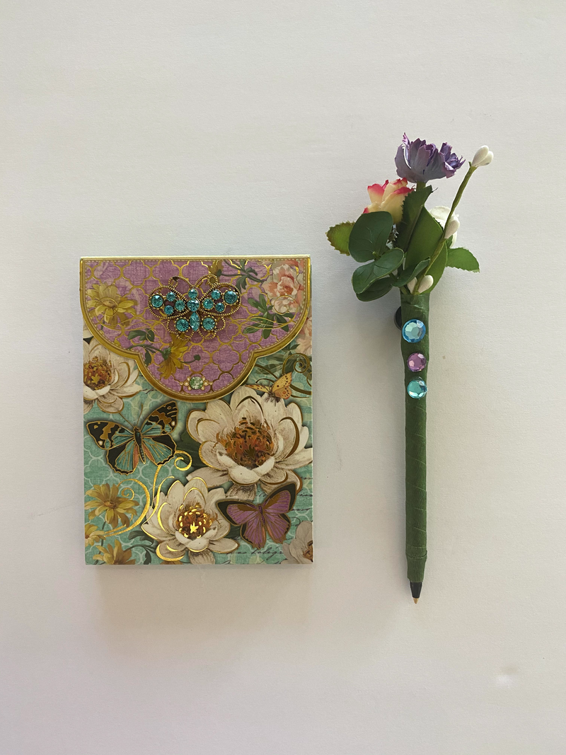 Butterflies & Magnolia's Floral Notepad W/Magnetic Pen